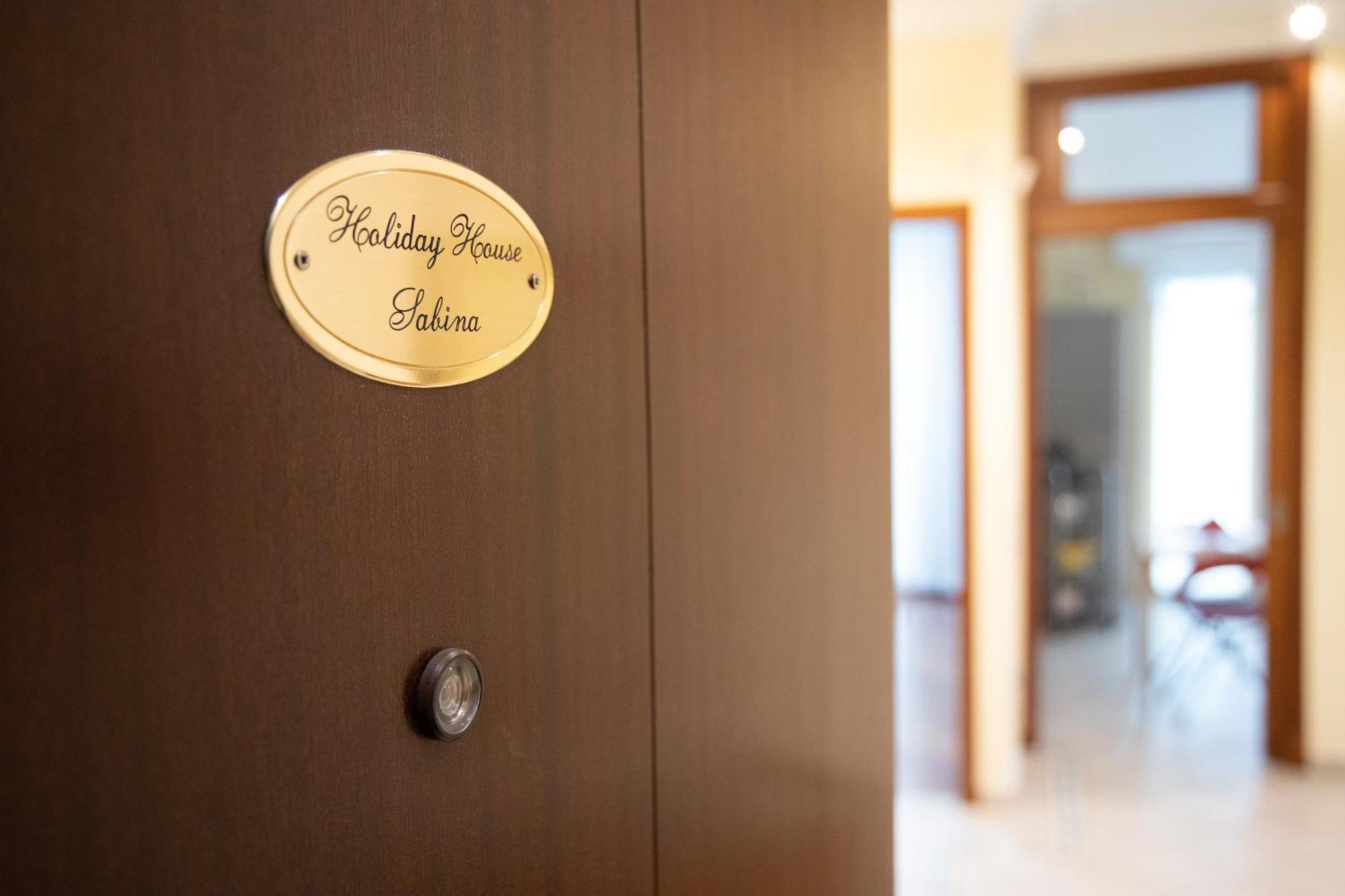 House Sabina Apartment